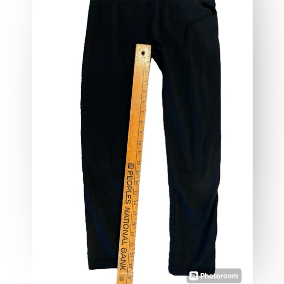 Women's black athletic leggings size small - Picture 4 of 5